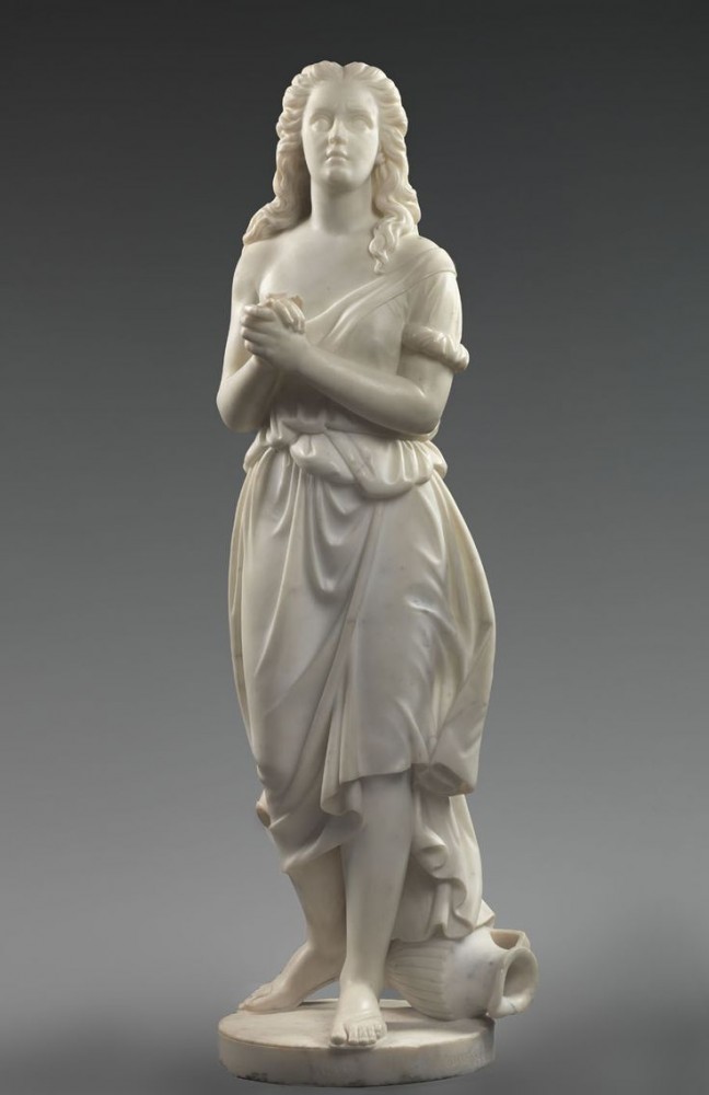 A statue of a woman